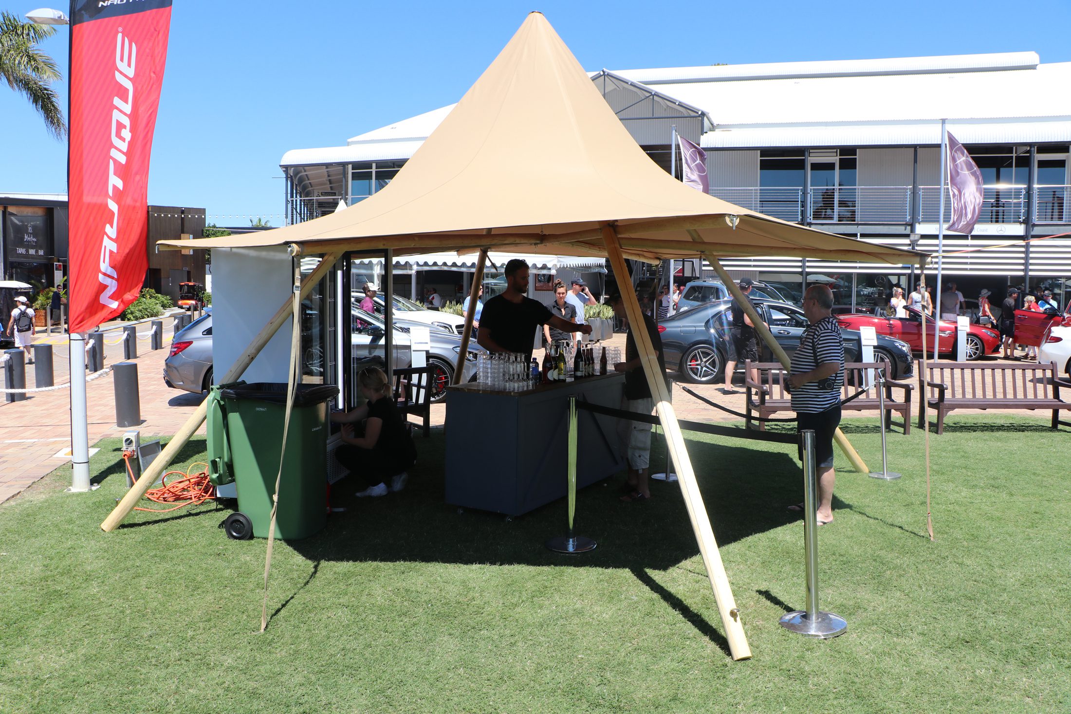 Canopy tipi